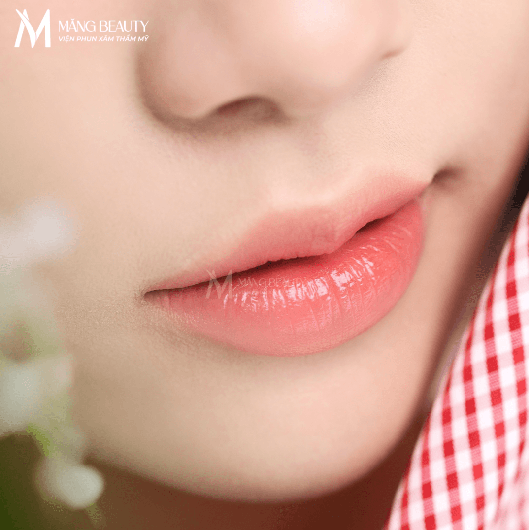 Phun môi Nano Lips tại Măng Beauty tạo hiệu ứng màu môi ombre nhưng vẫn tự nhiên và trẻ trung