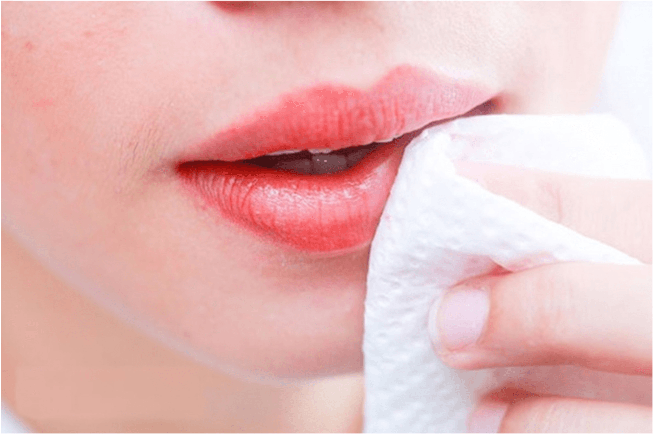Tại sao phun môi kiêng nước lại vô cùng quan trọng