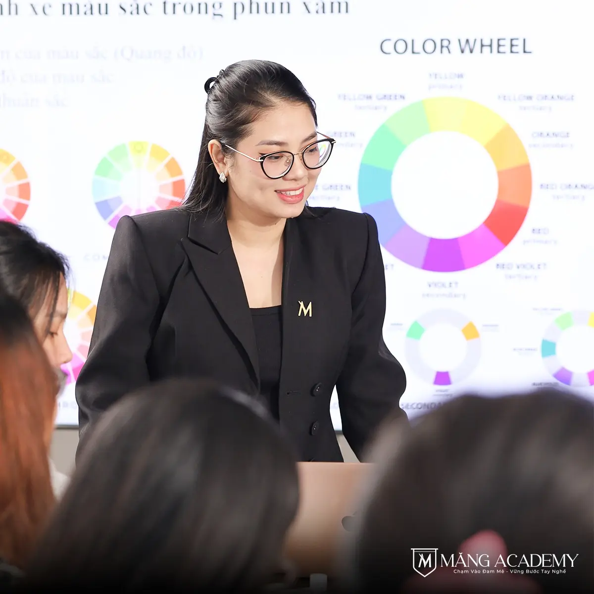 Đào tạo phun mày cơ bản