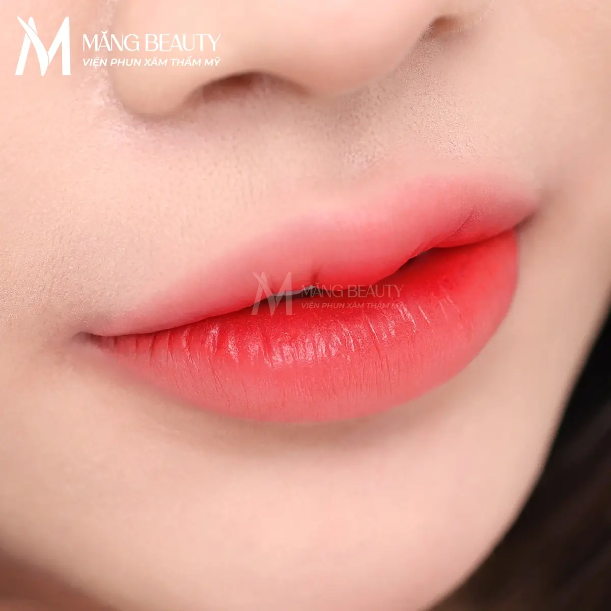 Bí quyết giúp môi sau phun lên màu tươi tắn và mịn mướt