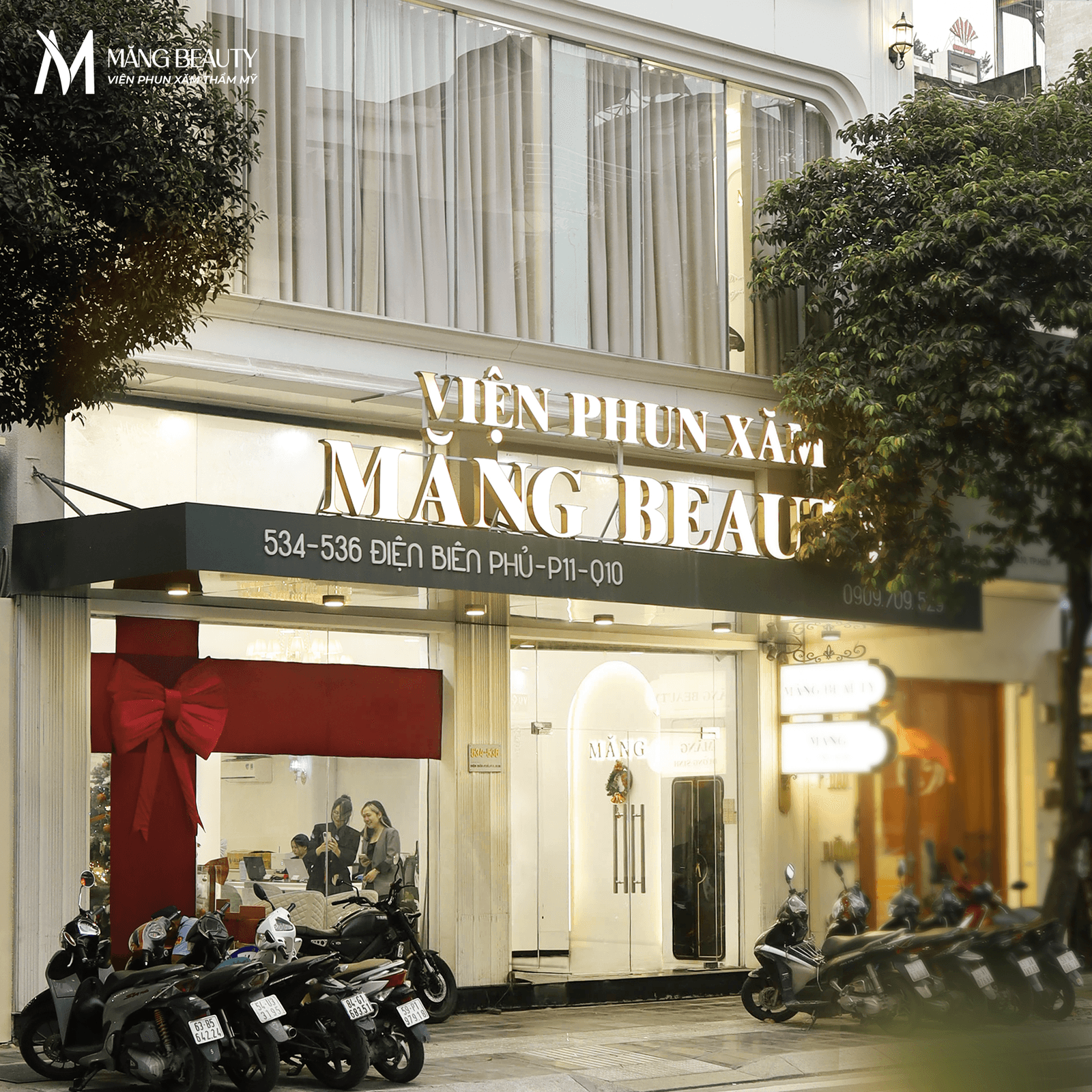 Không khí Giáng Sinh ngập tràn tại Măng Beauty - Bạn đã check in chưa?